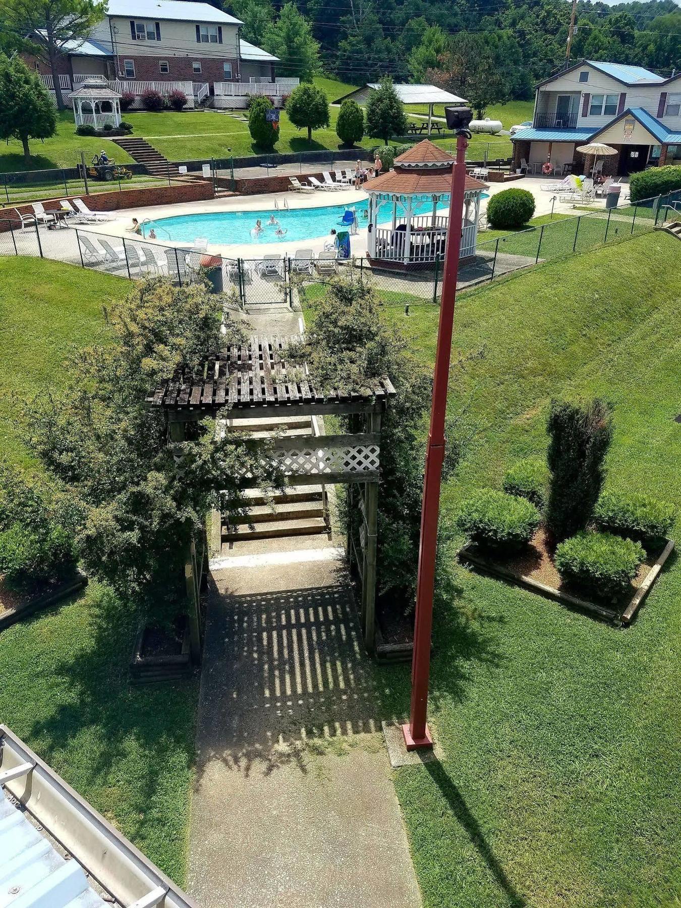 Baymont By Wyndham Hotel Cookeville
